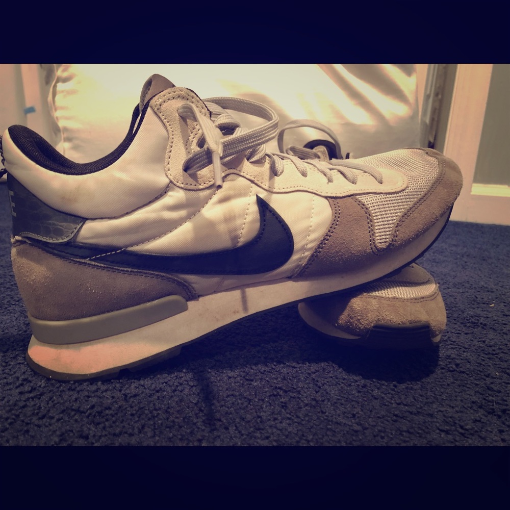 J. Crew limited edition Nike internationist mid